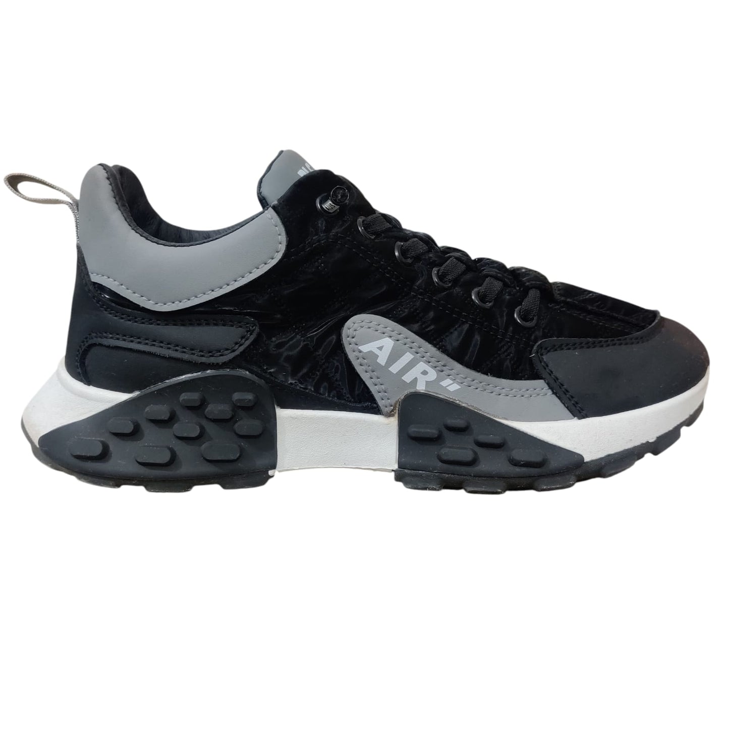 Men’s Black & Grey Chunky Sneakers – Lightweight Casual Sports Shoes with Cushion Grip Sole