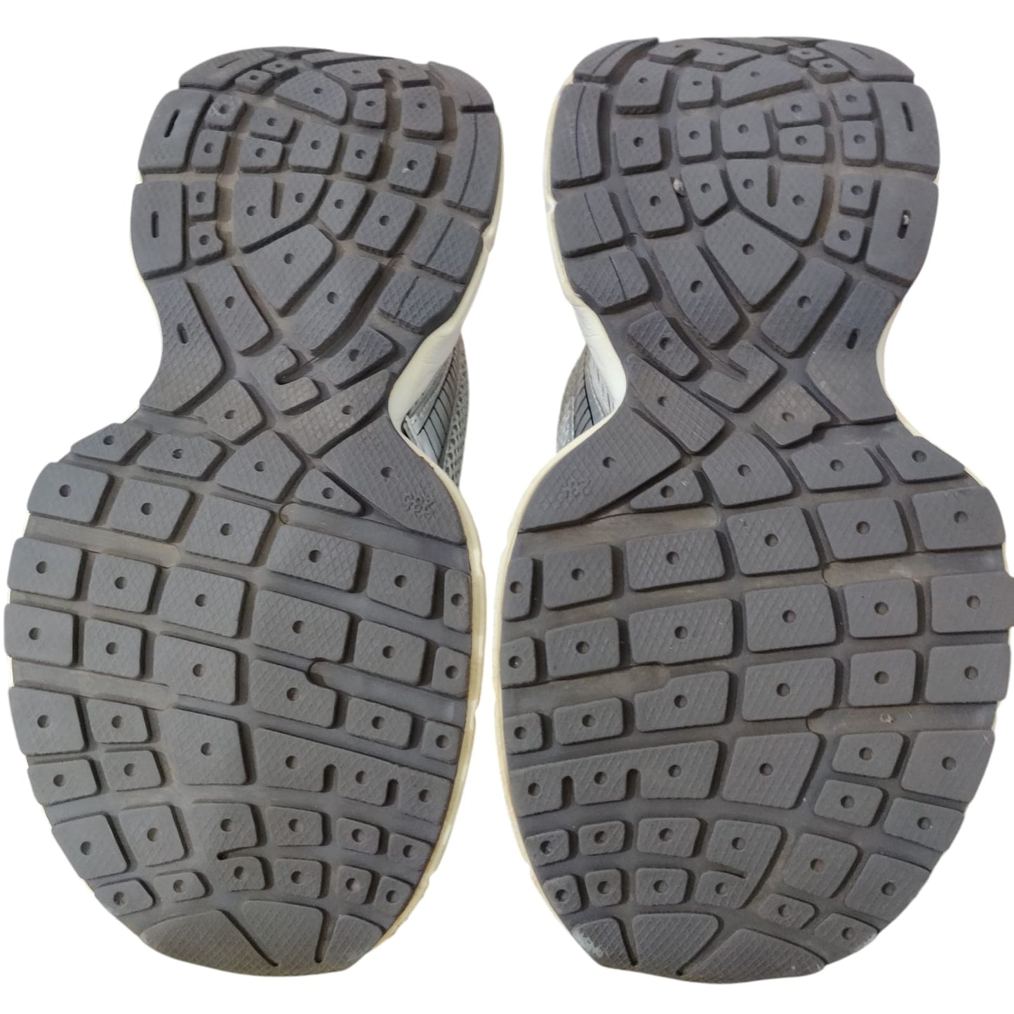 Kid’s Silver Mesh Running Shoes – Lightweight Breathable Sports Sneakers with Cushioned Sole